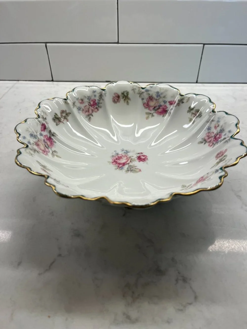 Haviland Limoges Low Round Serving Bowl - Colorful Pink Roses - Schleiger 1144 M